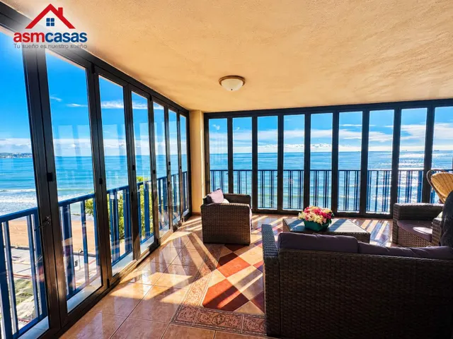 Apartamento en Primera Línea de Playa con vistas espectaculares — 7