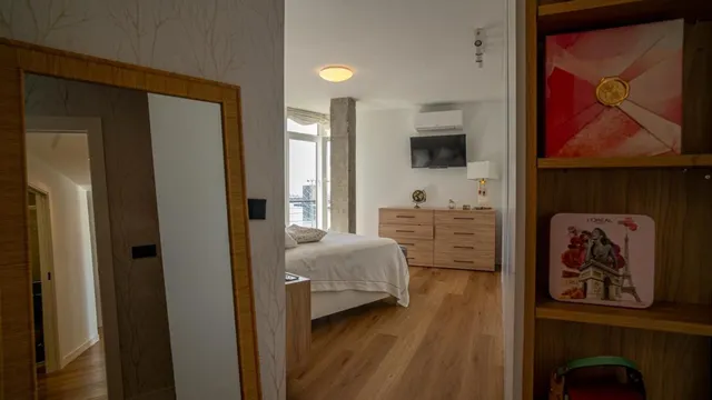 Apartamento 5 habitaciones 193m² en venta - Ensanche del Centro-Puerto — 24