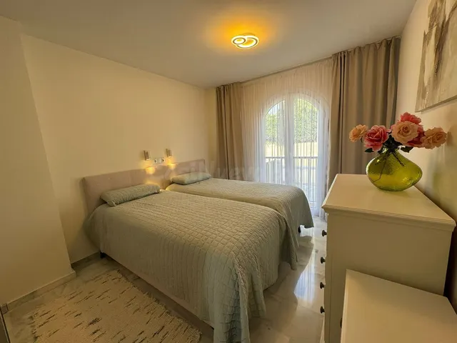 Apartamento 2 habitaciones 132m² en alquiler - Costa Del Sol - foto 2