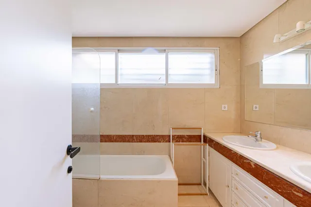 Chalet pareado en alquiler en Montepríncipe — 23