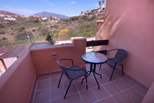 Casa adosada con vistas al mar en Atalaya Golf — 10