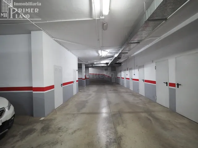 Se vende plaza de garaje en la zona centro de Tomelloso - foto 5