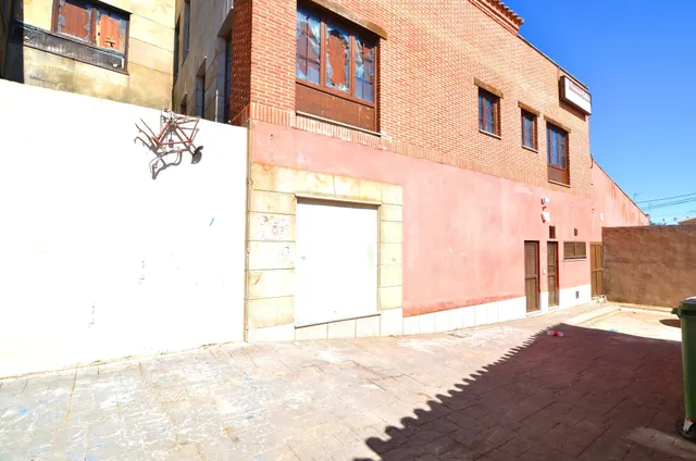 Urbis te ofrece un hotel con spa en venta en Parada de Arrib - foto 3