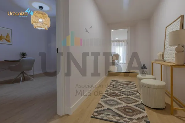 Piso totalmente reformado en el casco antiguo, junto a puerta palmas — 8
