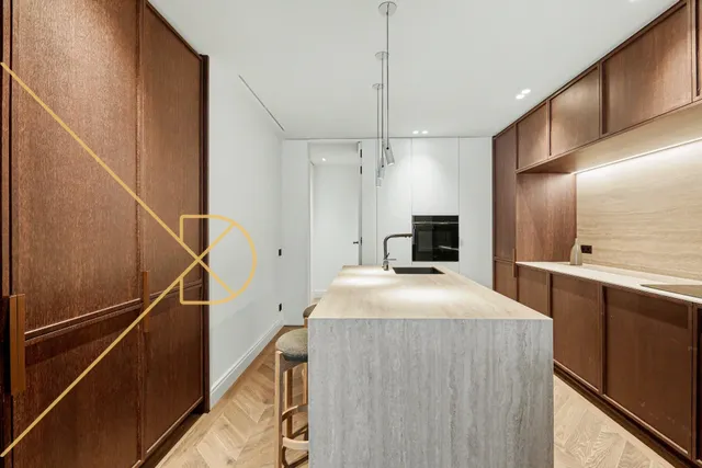 Exclusivo piso alto reformado de 230 m2 + 20 m2/tza. Turó Park — 15