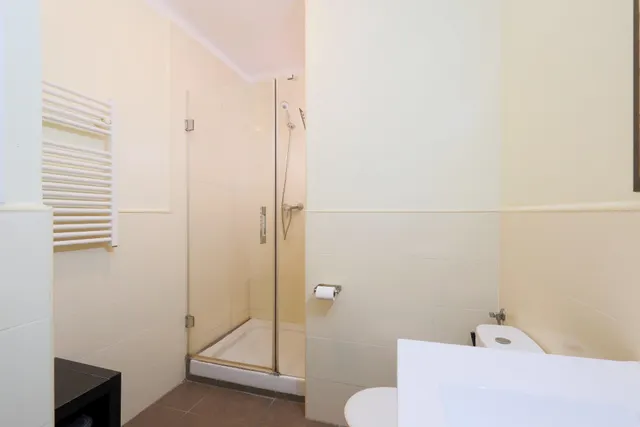 Piso 4 habitaciones 74m² en venta - El Camp de l`Arpa del Clot — 17