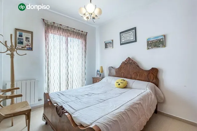 AMPLIA CASA DE 5 DORMITORIOS EN ALHENDÍN, GRANADA — 23