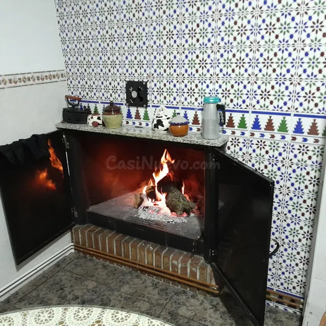 CASA INDEPENDIENTE CON GARAJE Y PATIO EN YECLA - foto 3