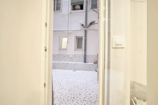 Habitación sólo para chica estudiante - disponible en diciembre - san antón — 37