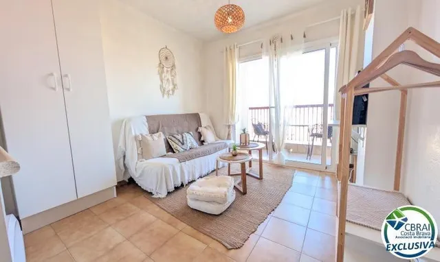 Estudio con cabina renovado con vistas al mar – Empuriabrava - foto 3