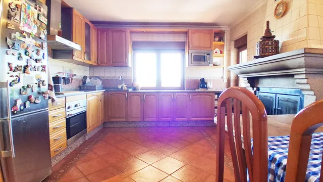 Urbis te ofrece un chalet en venta en Ciudad Rodrigo, Salamanca. — 31