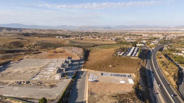 Amplio Terreno Rural en Avda Suspiro del Moro, Otura — 27