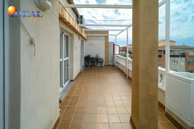 Estupendo piso en venta ubicado en Castell de Ferro — 4