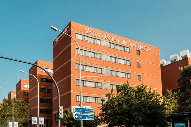 Piso en Venta Zona Universitaria 2 Dormitorios — 24