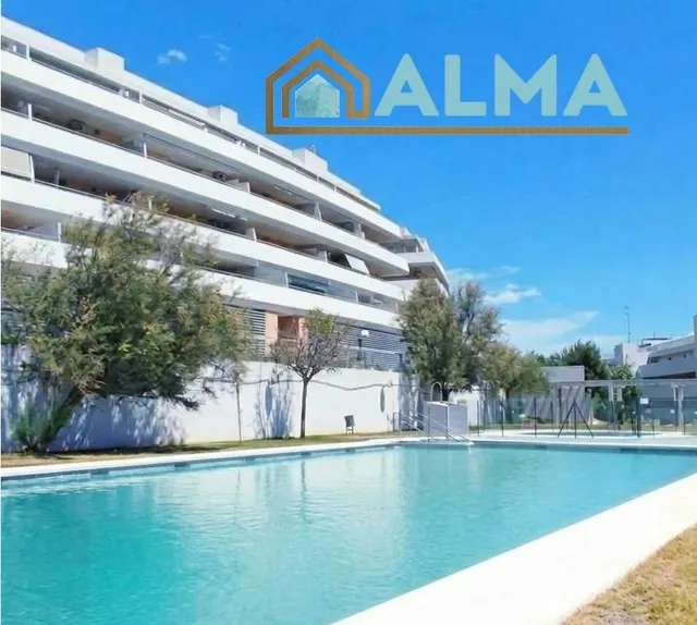 Espectacular Atico con terraza y gran  de solarium en urb. privada con piscina — 15