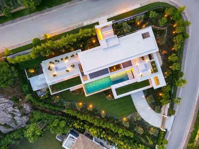 VILLA DE LUJO EN LA RESERVA DE SOTOGRANDE CON VISTAS AL MAR — 24