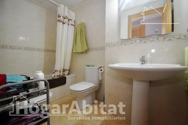 Gran amplitud, excelente luminosidad y precio atractivo en este piso con garaje — 33