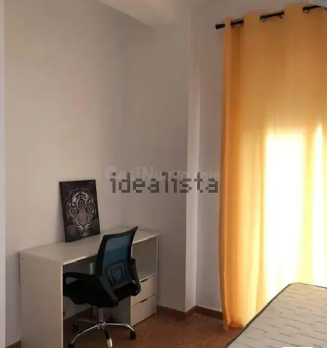 *SE ALQUILA PISO EN CALLE SANTIAGO LOZANO CON COMUNIDAD Y AG - foto 5