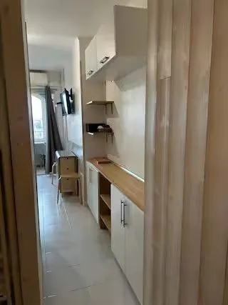 Estudio reformado en primera línea de playa con licencia turística – Empuriabrava — 15