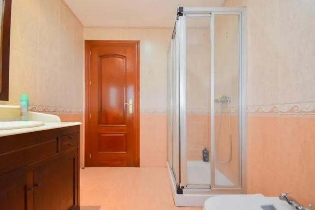 Chalet en venta en Maracena — 24