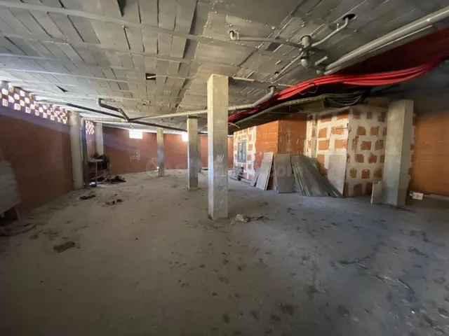Local comercial 663m² en venta - La Felguera - foto 4