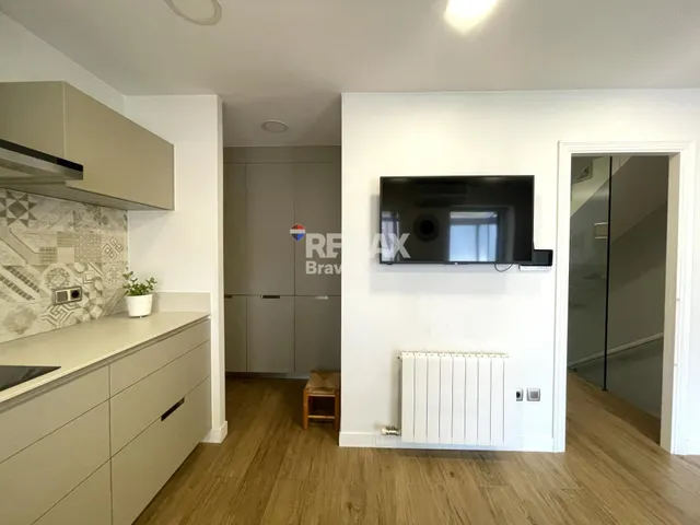 Amplio Adosado en Sarria de Ter - Ideal para Entrar a Vivir — 20