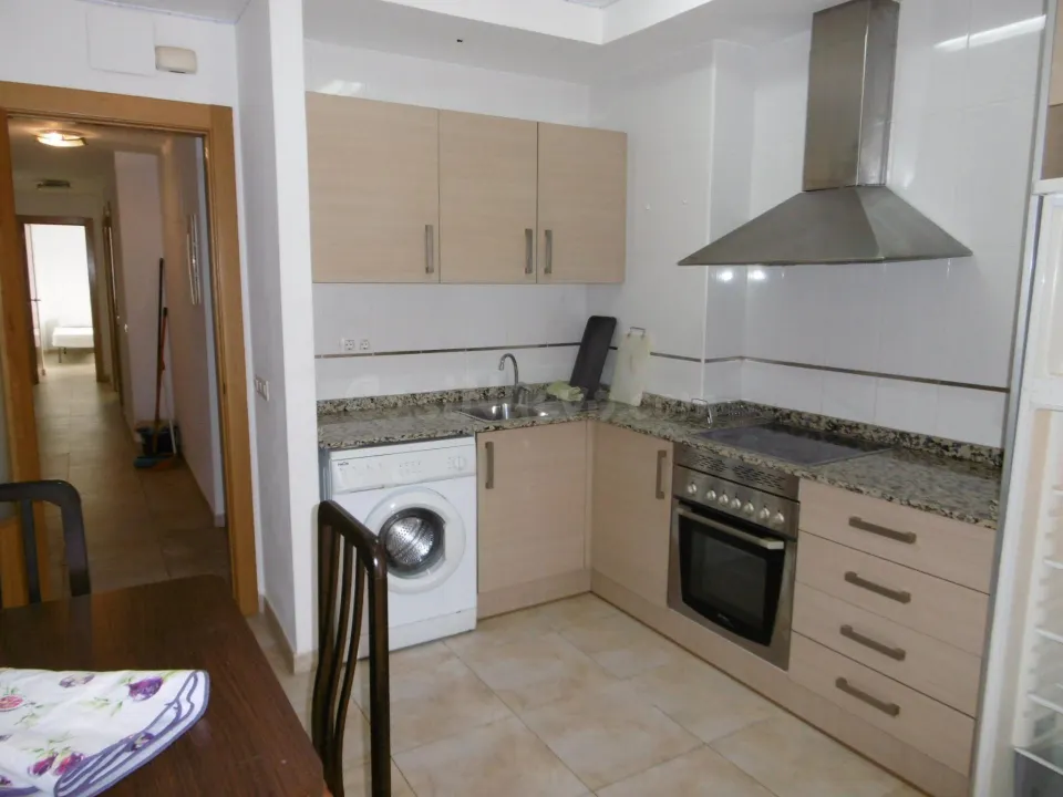 PISO AMUEBLADO CON TRASTERO