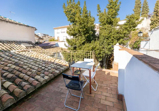 Inversión única en el Albaicín: 3 Apartamentos Turísticos con Licencia — 38