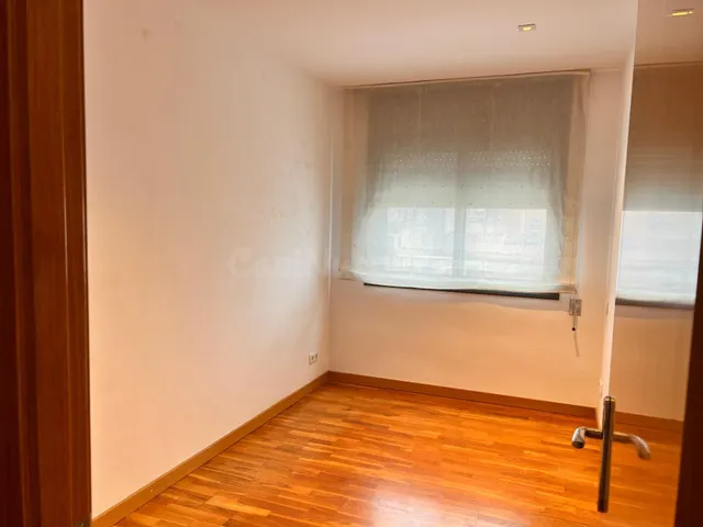 Piso de grandes dimensiones en la Riera de Mataró - foto 3
