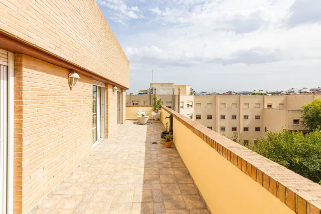 Ático en planta con espectacular terraza en el Ranero - foto 5