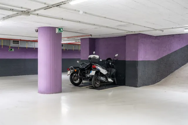 Parking 10m² en alquiler - Eixample — 48