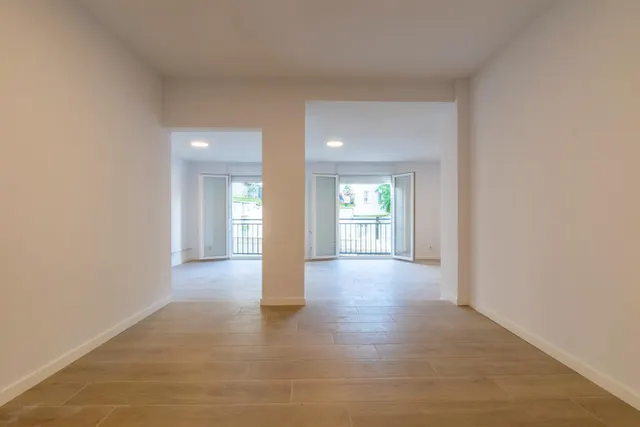 Local a estrenar de 112 m2 en Sitges. Abre tu negocio mañana — 7