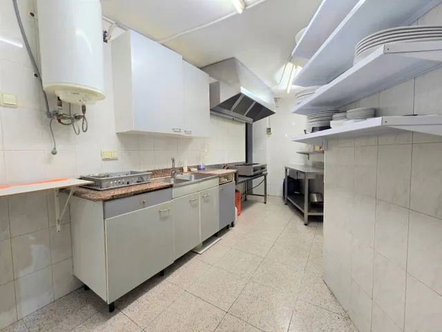 BAR / CAFETERÍA  EN ALQUILER EN ZONA CENTRO DE REUS — 14