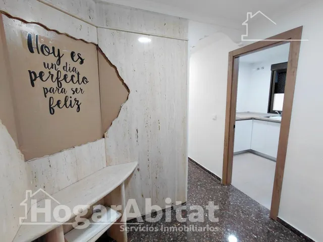 Amplitud y confort a estrenar en este luminoso piso reformado con balcón y ascensor — 31