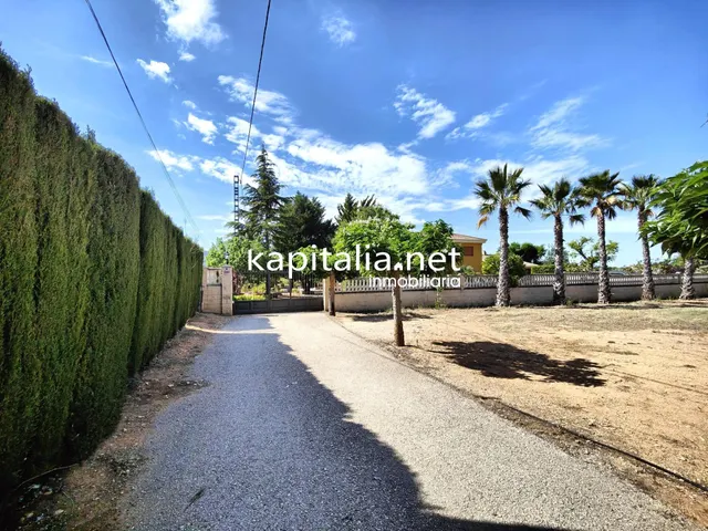 INTERESANTE CHALET A LA VENTA EN BANYERES DE MARIOLA — 30