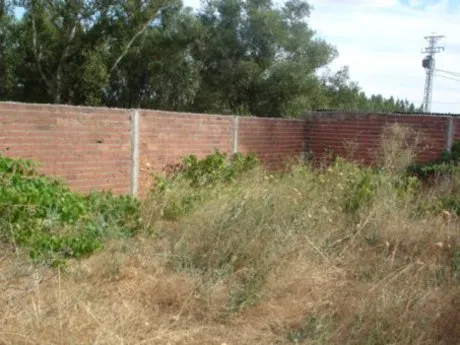 SE VENDE CASA EN VALDESPINO CERON — 2