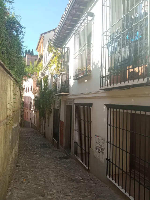 Se Alquila bonito piso amueblado — 18