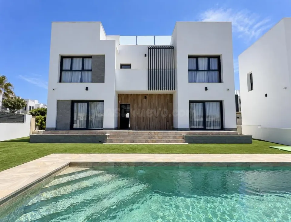 Villa 5 habitaciones 368m² en venta - Aguas Nuevas