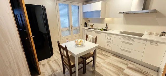 Celrà | Vivienda de grandes dimensiones con jardín, piscina  - foto 5
