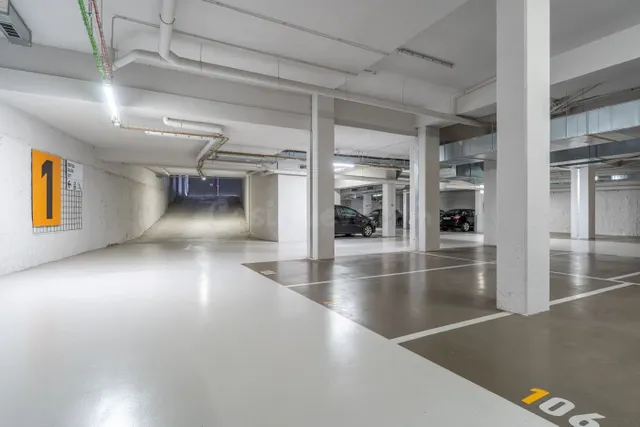 Parking 11m² en alquiler - Centro — 3