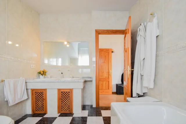 FANTASTICO CHALET — 23