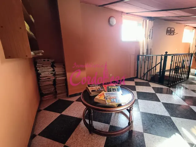 CASA EN CUEVAS BAJAS — 21