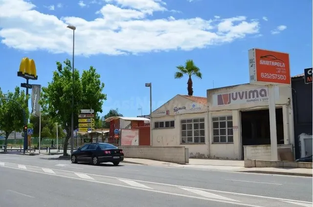 NAVE COMERCIAL TOP: Fachada Ctra. Santa Pola (Junto a McDona