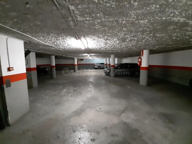 Plaza de garaje en venta en calle Dr Ros - foto 3