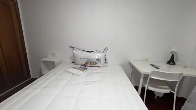 Maravillosa habitación de alquiler en pleno centro de Ourense – zona valle-inclán — 17