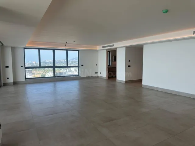 Exclusivo Apartamento de Lujo de 4 Dormitorios en Málaga Towers Vision | Vistas Infinitas al Mar Mediterráneo, Primera Linea de Playa — 13
