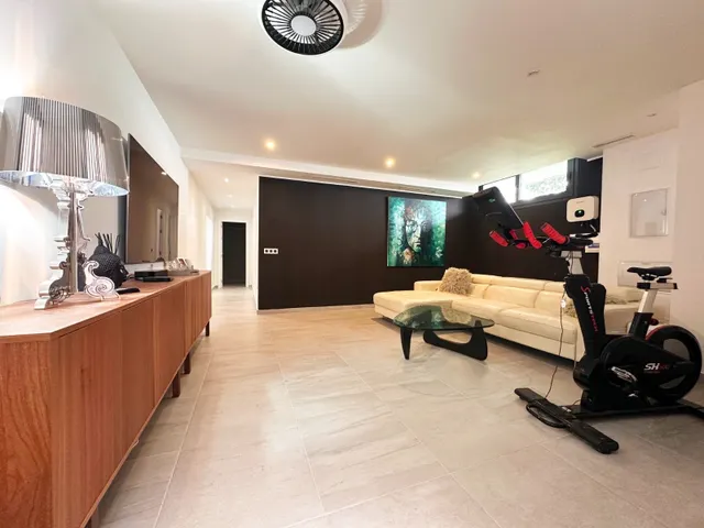 Villa 5 habitaciones 200m² en venta - Daya Nueva — 28