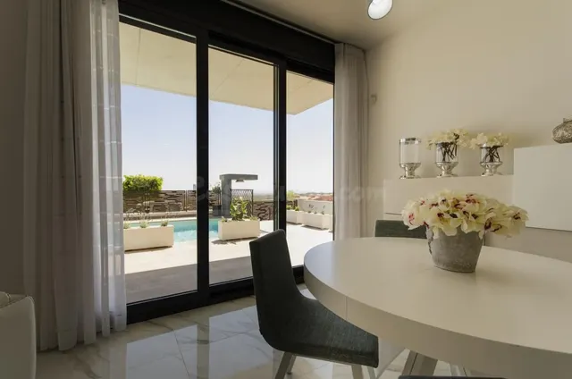 Villa 3 habitaciones 144m² en venta - Bellavista — 2