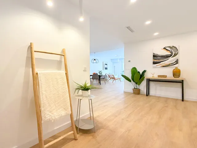 SE VENDE AMPLIO PISO DE DOS DORMITORIOS CON REFORMA A ESTRENAR EN ARRABAL - ZARAGOZA — 35