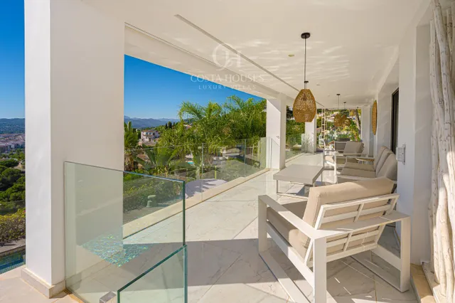 Villa lumar · panoramica sobre la bahia y el montgo en la corona javea — 15